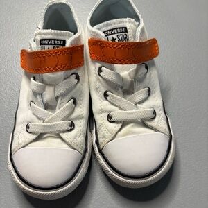 Converse All-Star Disney frozen Olaf white orange baby sneaker shoes size 9